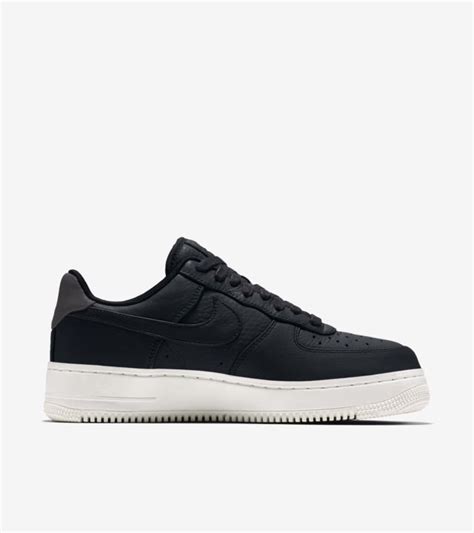 NikeLab Air Force 1 Low 'Black & Sail''. Nike SNKRS